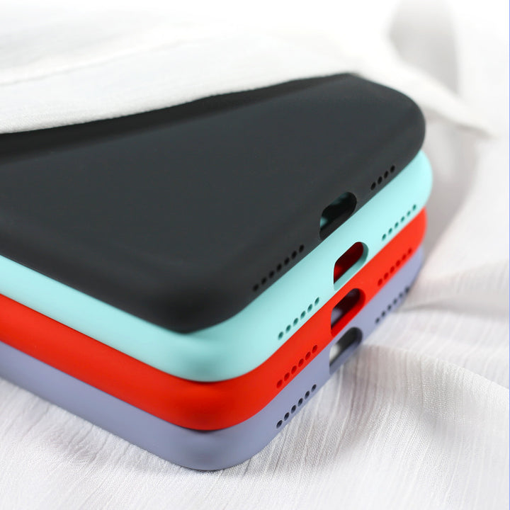 Full Cover Pro Silicone Hybrid Case: Durable Protection with Slim Design and Precise Cutouts for iPhone 11 Pro (5.8 in)